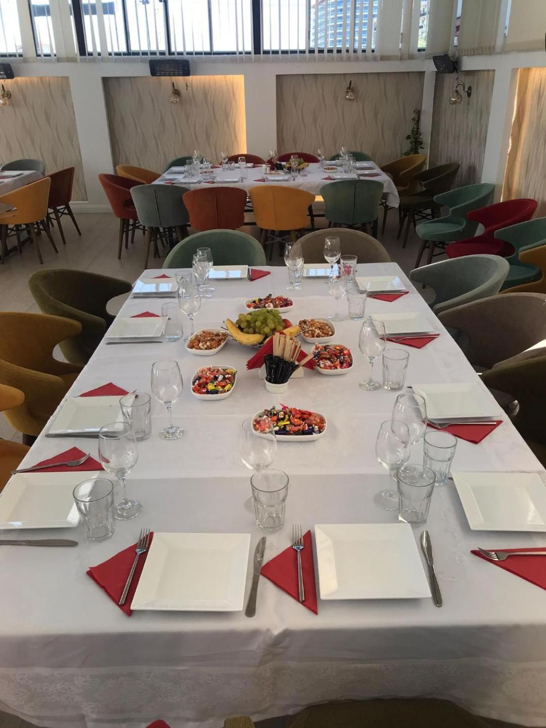 فندق Casa On Năvodari المظهر الخارجي الصورة
